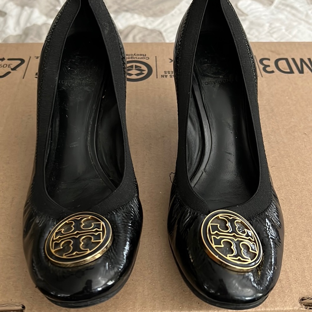 Tory Burch kitten heel